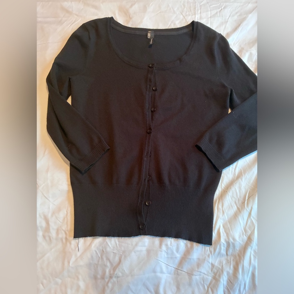 Tahari Women’s Black V-Neck Button Cardigan with Pockets, Size S - Picture 3 of 11